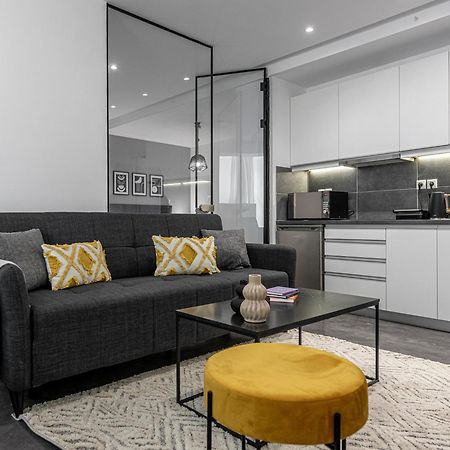 Phaedrus Living: City Center Luxury Flat Loukianou Athènes Extérieur photo