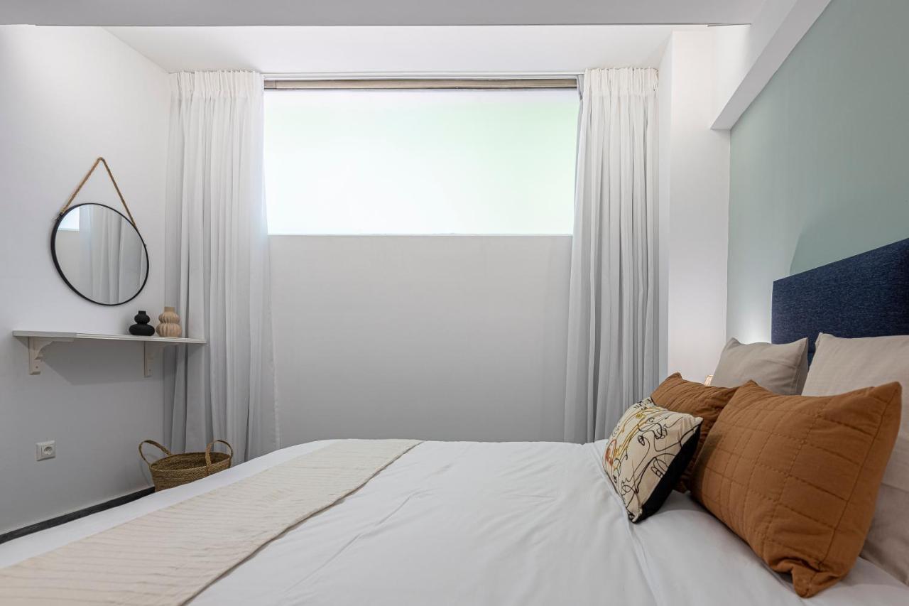 Phaedrus Living: City Center Luxury Flat Loukianou Athènes Extérieur photo