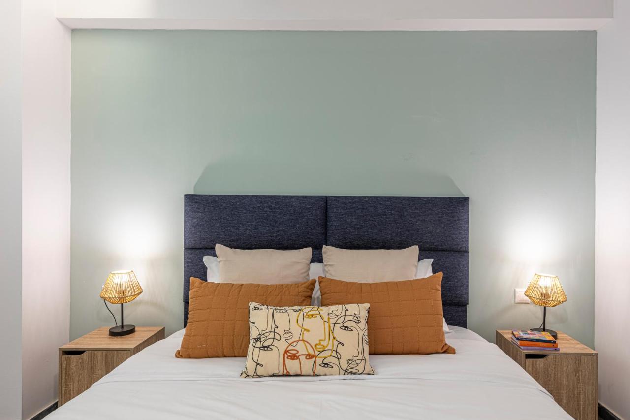 Phaedrus Living: City Center Luxury Flat Loukianou Athènes Extérieur photo