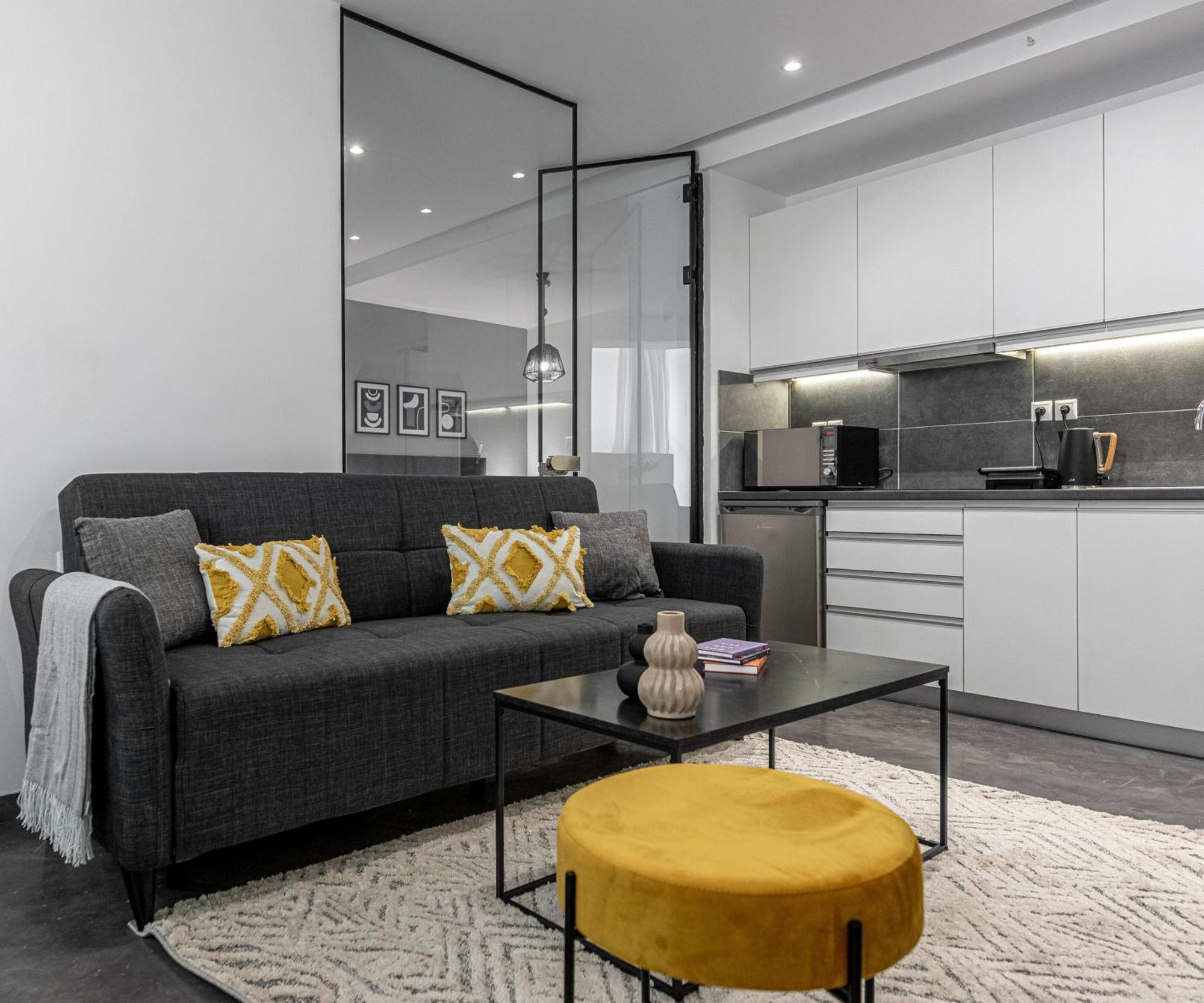 Phaedrus Living: City Center Luxury Flat Loukianou Athènes Extérieur photo